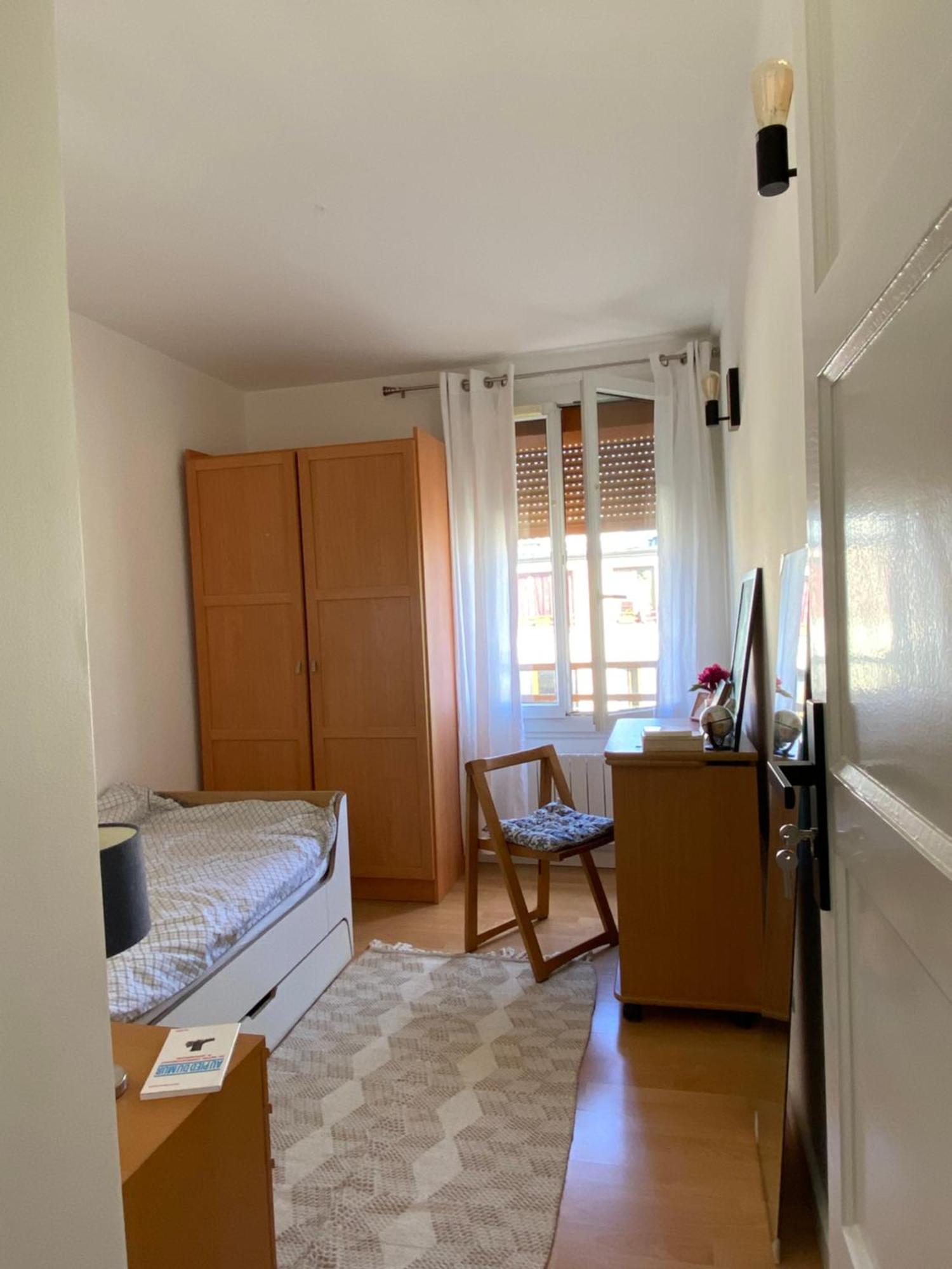 Chambre Simple Paisible Proche De Paris Drancy Eksteriør billede